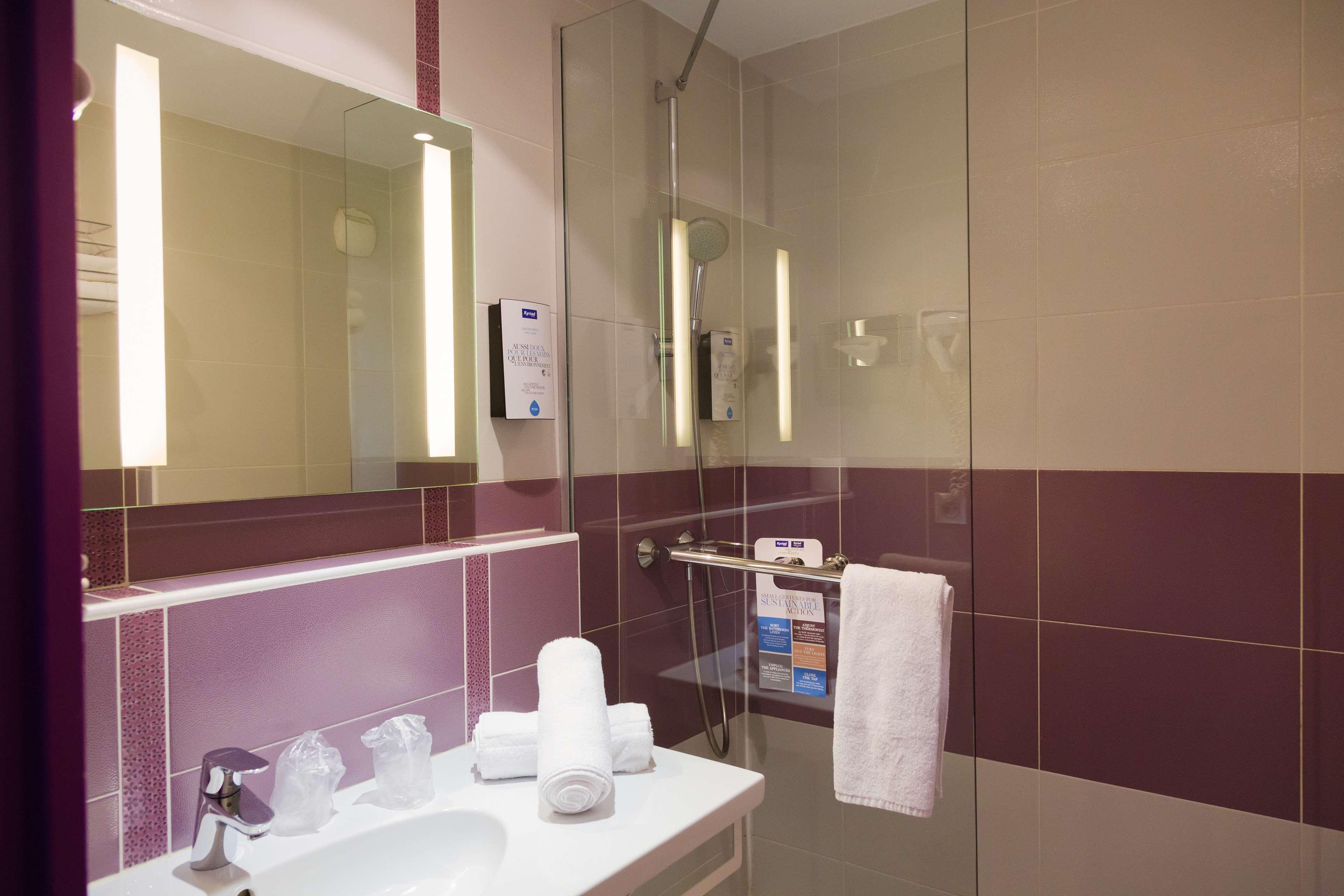 Kyriad Sud - A709 Hotel